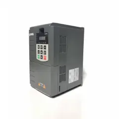 Hegel 5.5KW 7.5HP Trifaze MPPT DC Pompa Sürücüsü 380V Solar Pompa İnverteri